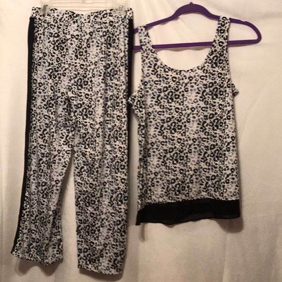 Jaclyn Intimates PJ Set Size: M - Picture 2 of 5